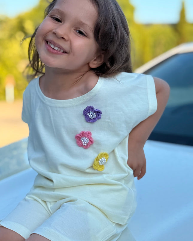Girls Premium Cotton White T-Shirt & Shorts Set with Multicolor Crochet Flower