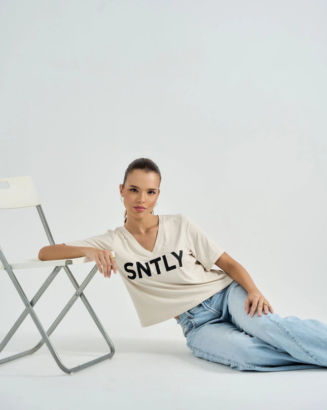 Relaxed Fit Graphic Cotton Tee for Summer Days